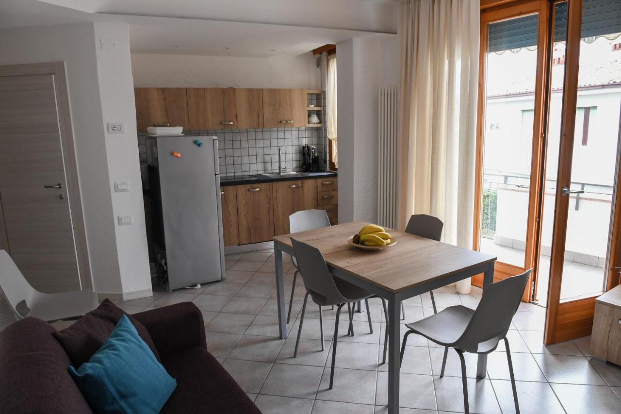 Apartment Blue - A Due Passi Dal Lago, Parcheggio Privato *