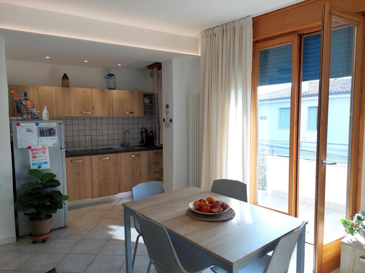 Blue - A Due Passi Dal Lago, Parcheggio Privato Apartment *